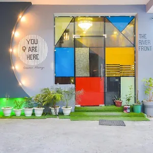 https://river-front.top-gurgaonhotels.com