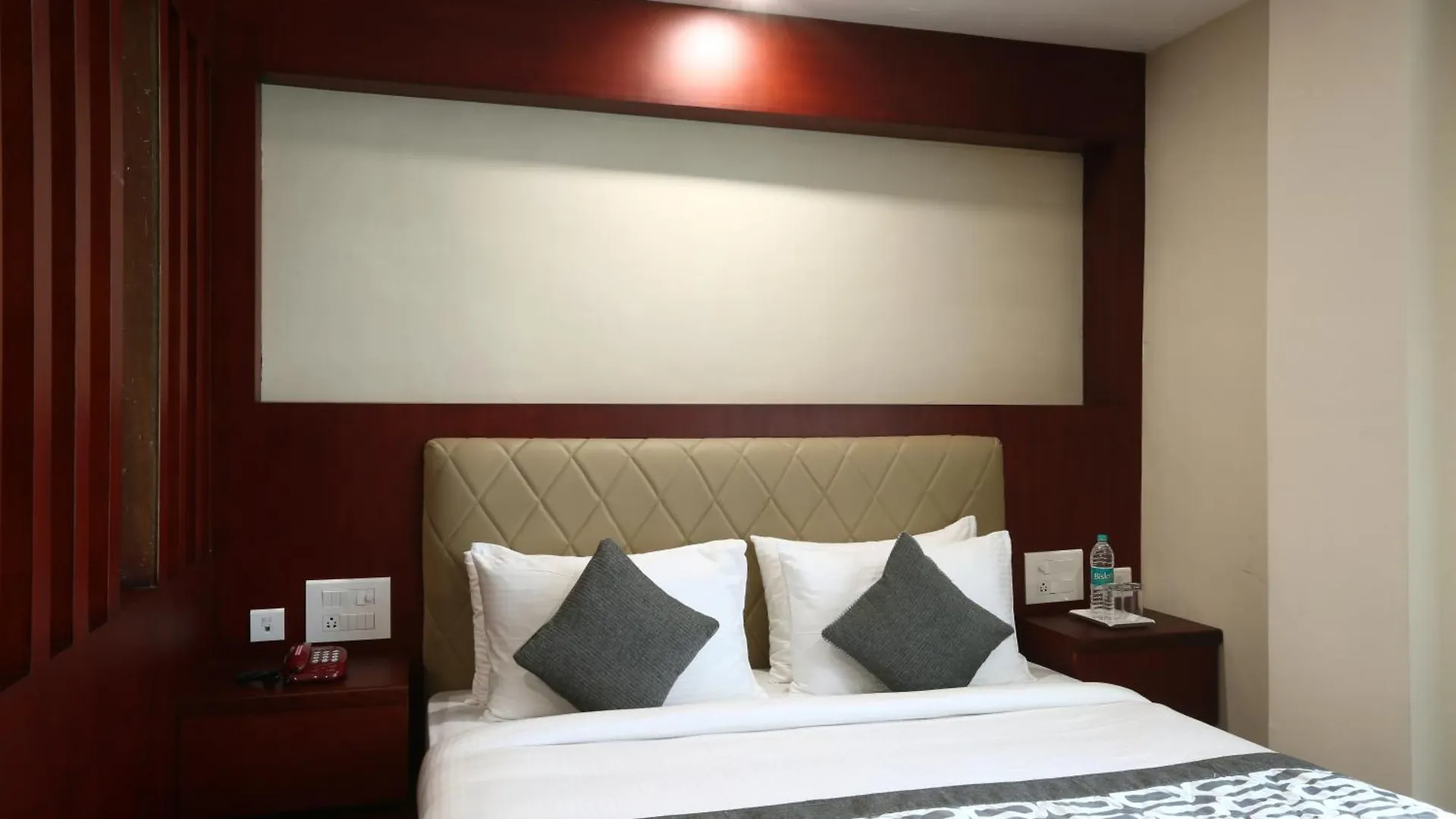 Prithvi Palace Aerocity Delhi Airport Hotel New Delhi India