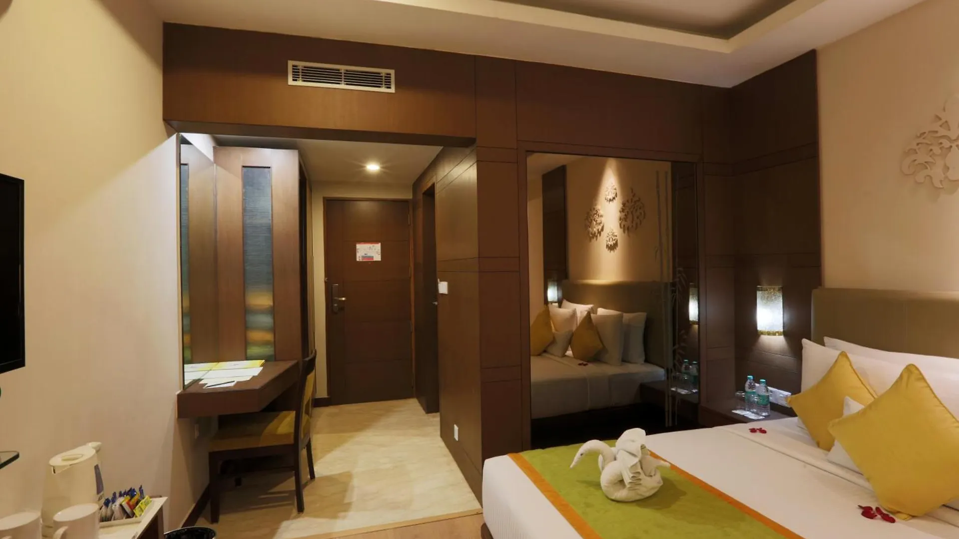 Prithvi Palace Aerocity Delhi Airport Hotel New Delhi