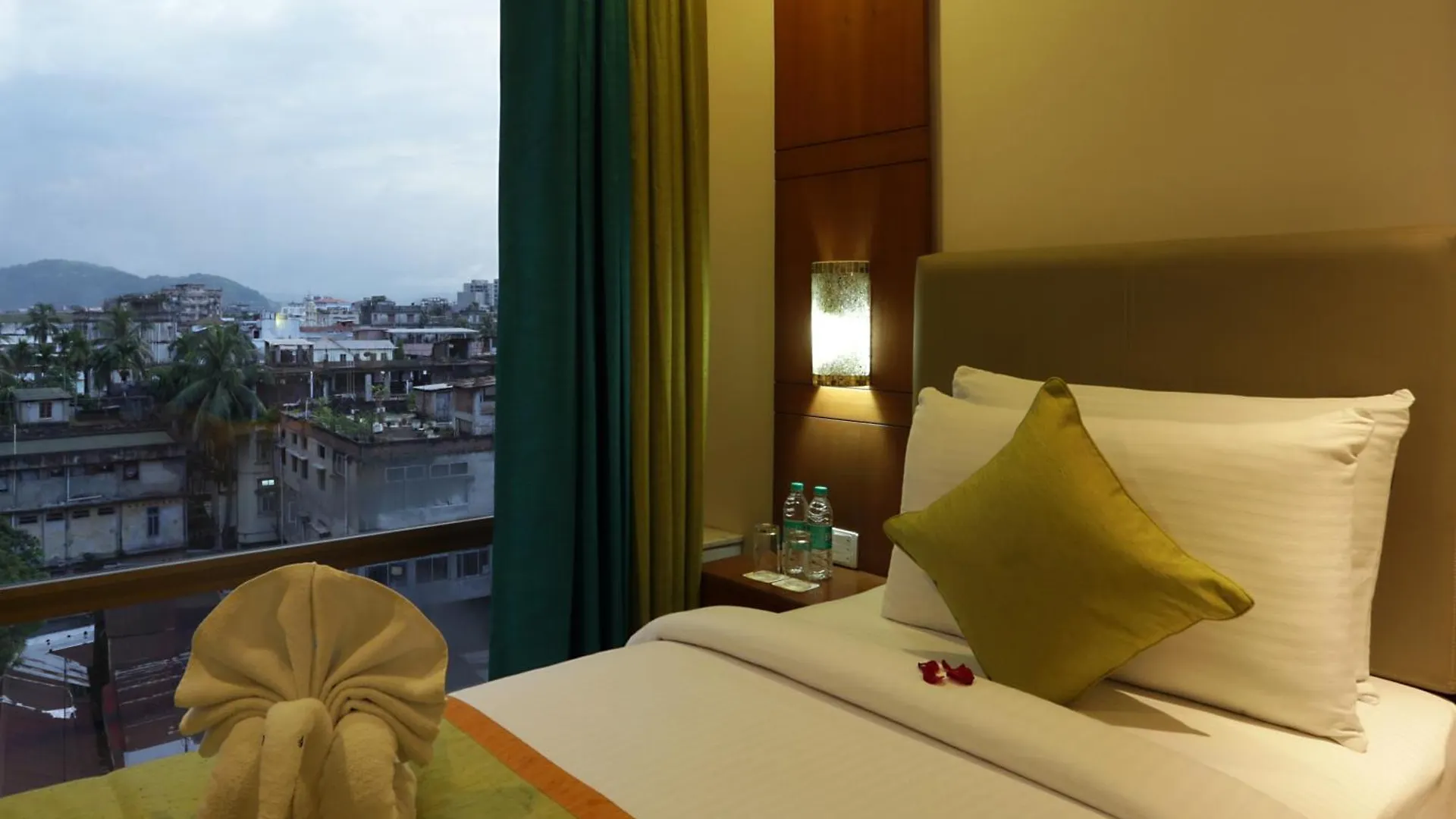 Prithvi Palace Aerocity Delhi Airport Hotel New Delhi